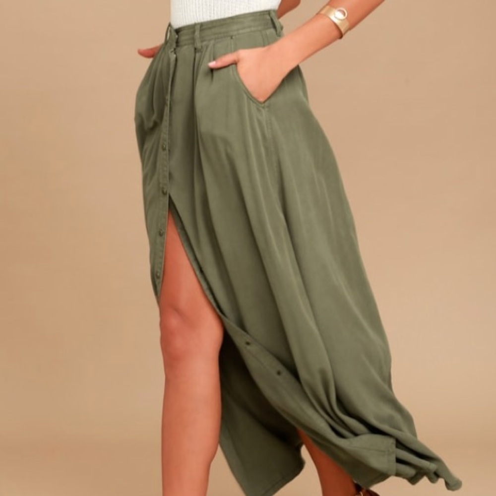 Maxi button down skirt in navy